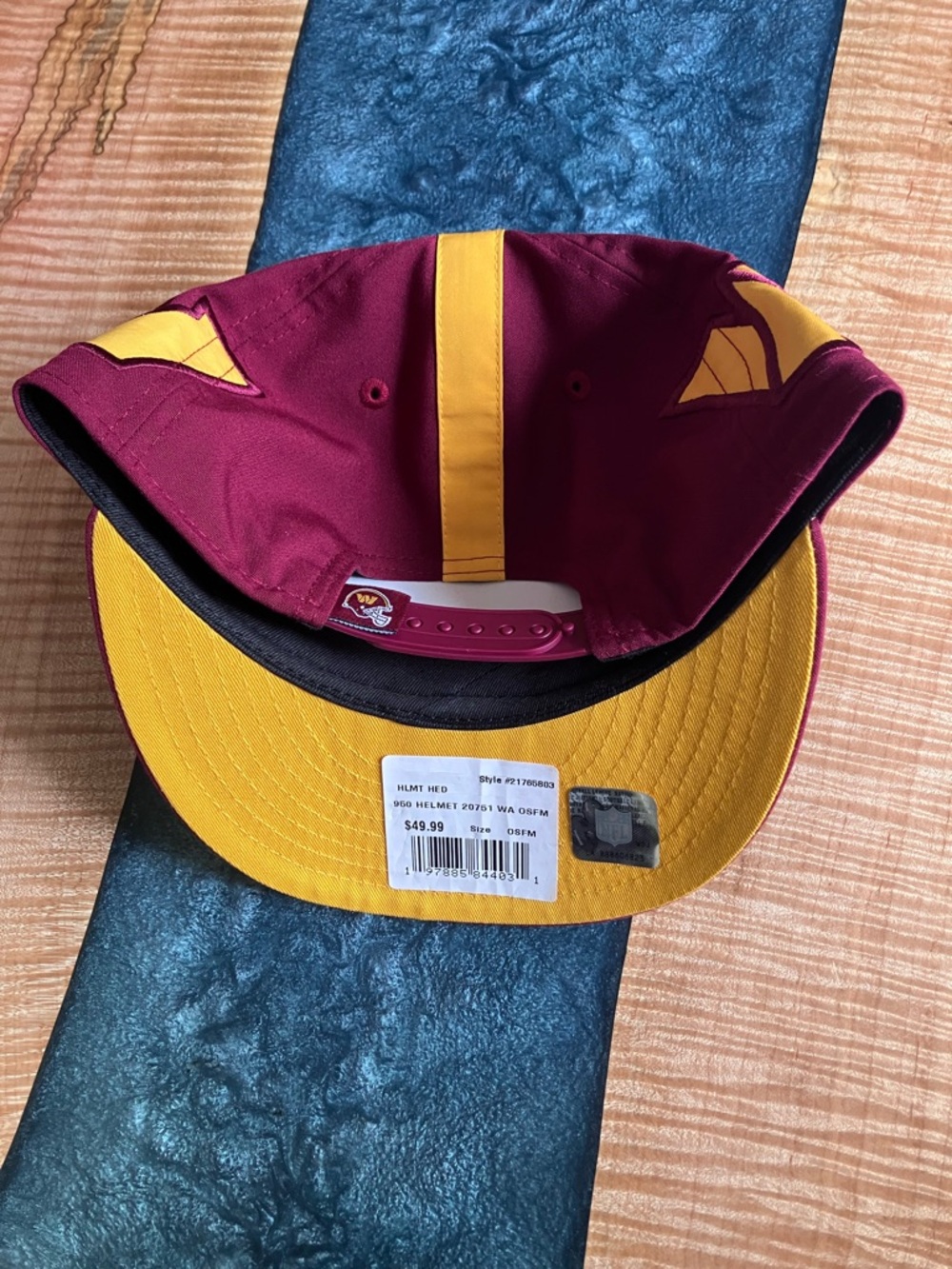 Washington Commanders hat - Picture 2 of 4